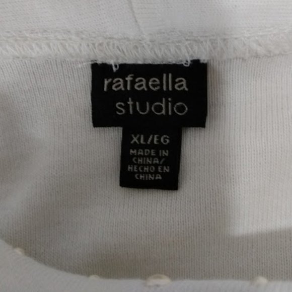 Rafaella Studio: Cream colored sweater with cowl neck. - Picture 4 of 4